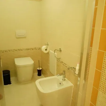 Oda ve Kahvaltı I Tetti Di 4*