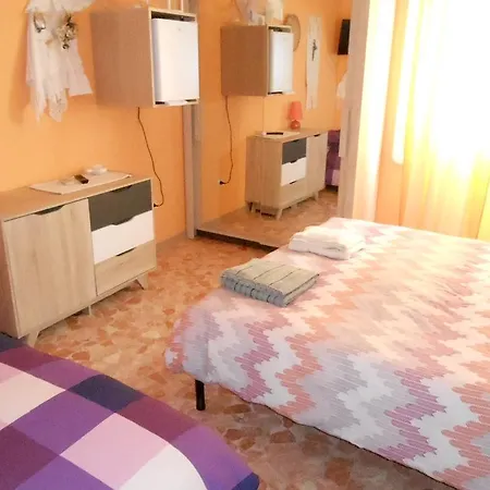 فندق مبيت وإفطار I Tetti Di ساساري